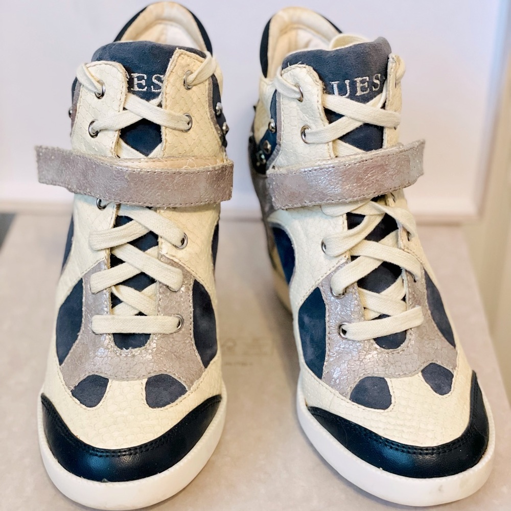 Guess Wedge sneaker with laces Size37 6.5US Worn once